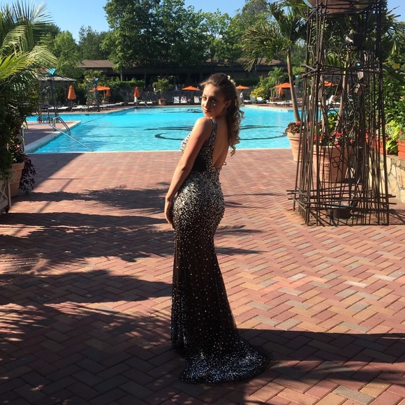 Terani Couture Prom Dress SIZE 4 - Picture 2 of 2